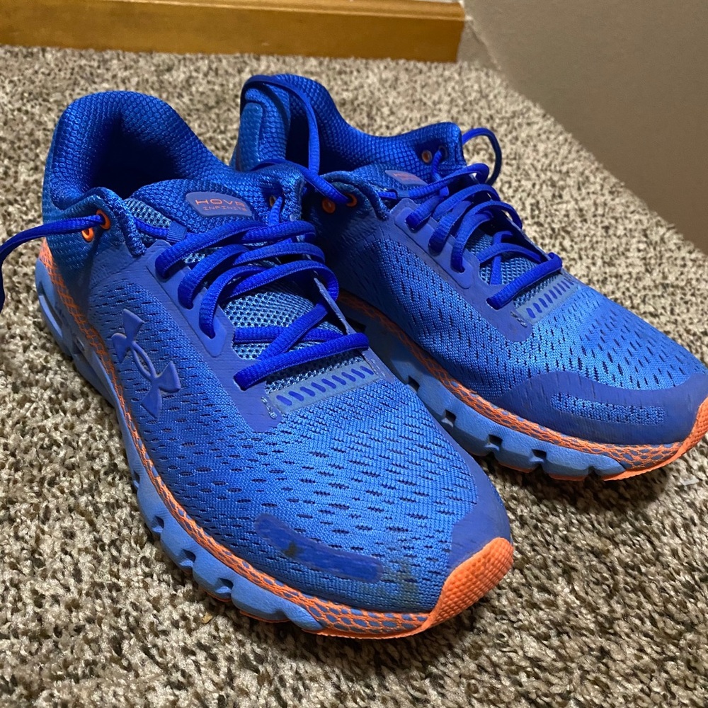 UA HOVR Infinite 2 running shoes